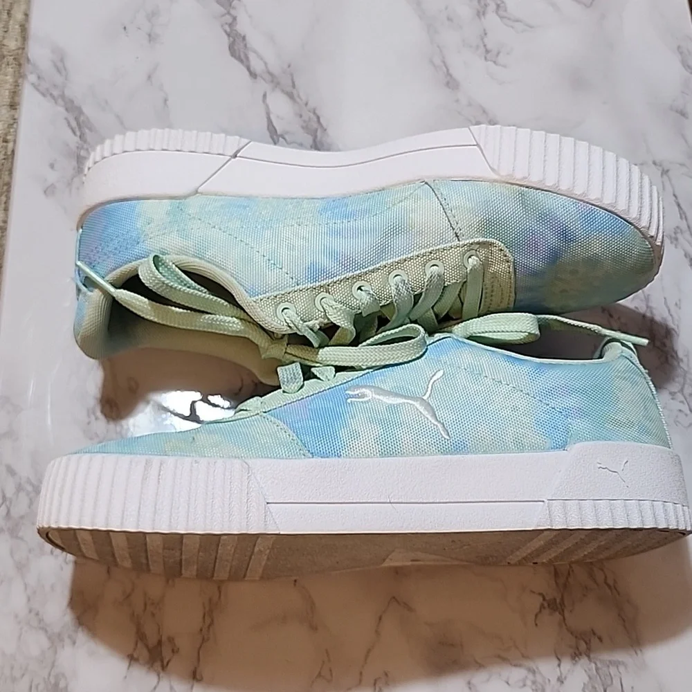 Puma carina summer cat swirl sneaker